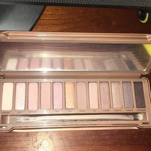 Urban decay naked 3